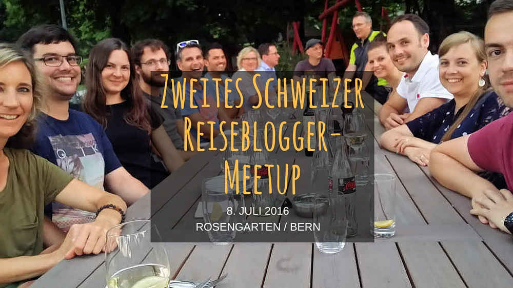 swiss-travelblogger-meetup-on-table