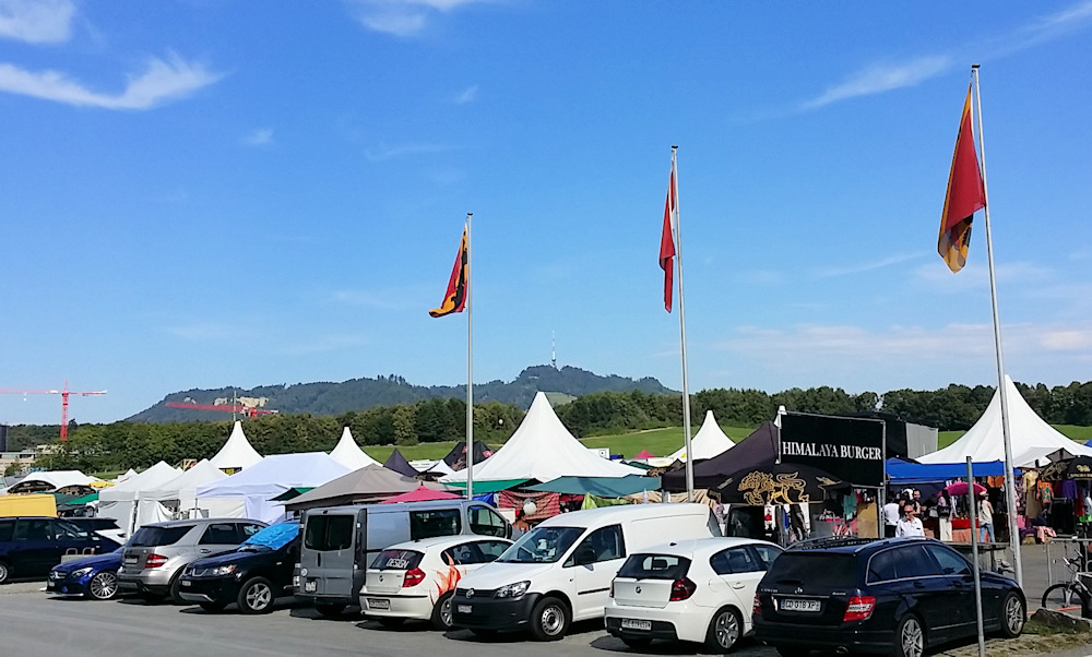 festival-tents