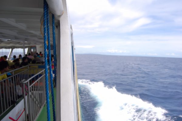 open-ocean-view-from-boat