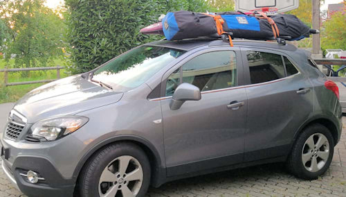 car-with-loadon-roof